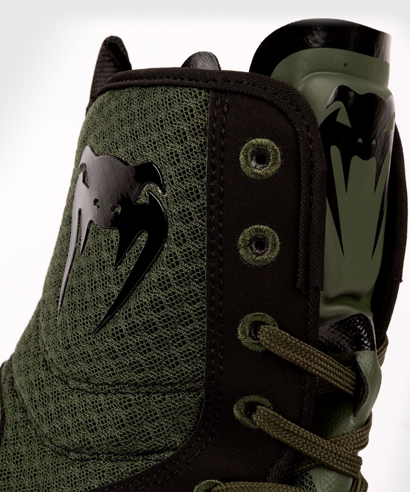Jorge Linares Venum Elite Boxing Boots Venum Elite Low Top Giant