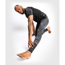 Venum YKZ21 Compression Tights – Black/Black, Size: S, Colour: Schwarz