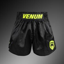 Muay Thai Shorts Venum Classic Evo – Black/Neon Yellow – L, Size: L, Colour: Schwarz