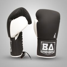 Guantoni da Boxe con Lacci da Competizione Brave Art – Pelle – 10 oz, Colore: Nero, OZ: 10oz