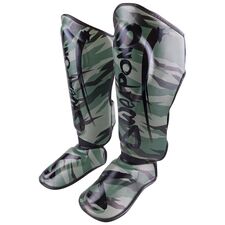 Shin Guards 8 WEAPONS Unlimited 2.0 – Woodland Camo – S, Size: S, Colour: Camouflage