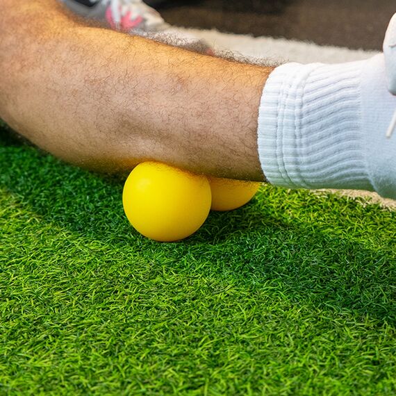 Double ebonite massage ball "Foam Ball" Ø 6cm | Gelb, 2 image