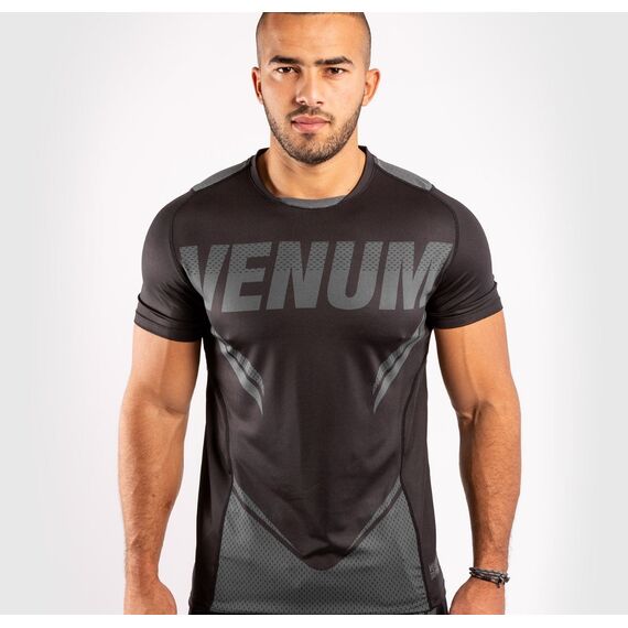Venum ONE FC Impact Dry Tech T-Shirt - Black/Black, Colour: Schwarz, Size: S