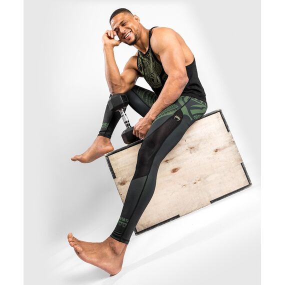 Venum Nakahi Rashguard  leeveless, Bekleidungsgrösse: XL, Farbe: Khaki