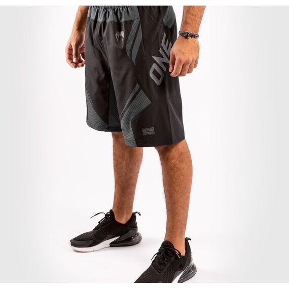 Short d'entrainement Venum ONE FC Impact  - Noir/Noir, Couleur: Noir, Taille ne pas utiliser: M, 3 image