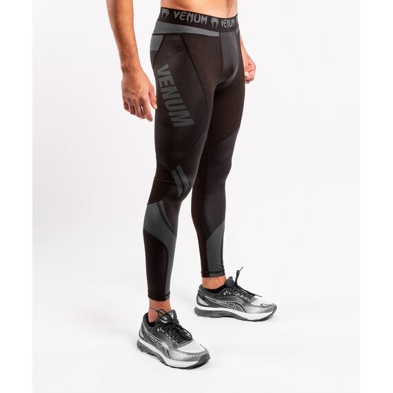 Venum ONE FC Impact Compression Tights - Black/Black, Colour: Schwarz, Size: L