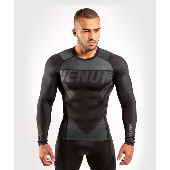 Venum ONE FC Impact Rashguard ong sleeves - Black/Black, Colour: Schwarz, Size: M