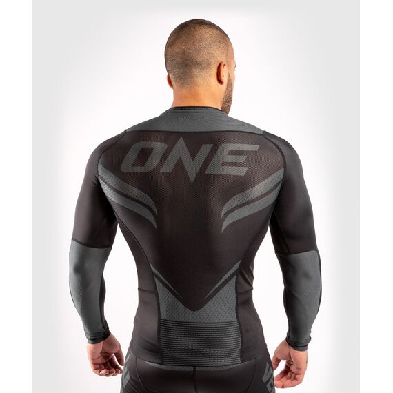 Venum ONE FC Impact Rashguard ong sleeves - Black/Black, Colour: Schwarz, Size: M, 3 image