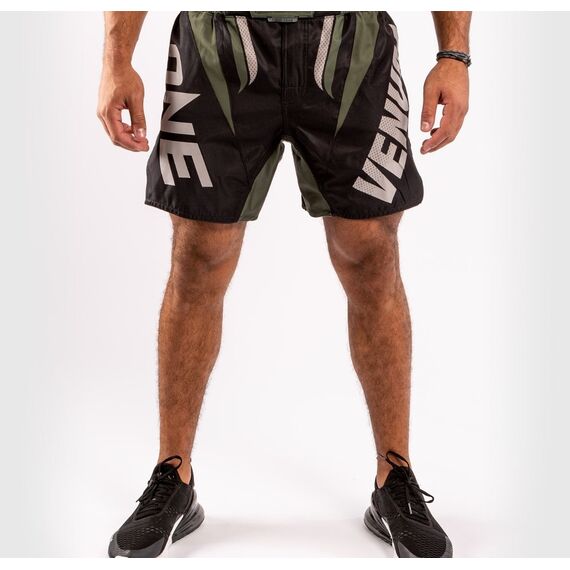 Venum ONE FC Impact Fightshorts - Black/Khaki, Colour: Schwarz, Size: M