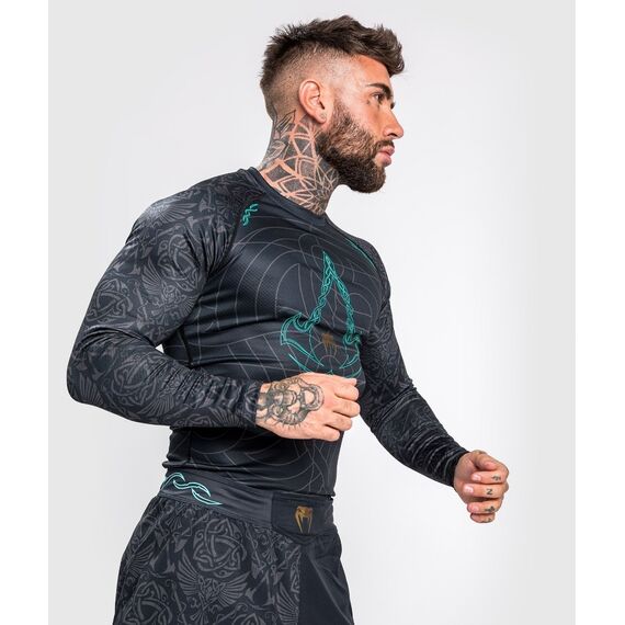 Venum Assassin's Creed Reloaded Rashguard - Long Sleeves - Black - XL, Bekleidungsgrösse: XL, Farbe: Schwarz