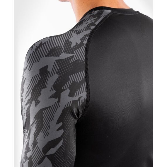 UFC Authentic Fight Week Men's Performance Long Sleeve Rashguard, Colour: Schwarz, Size: S, 6 image