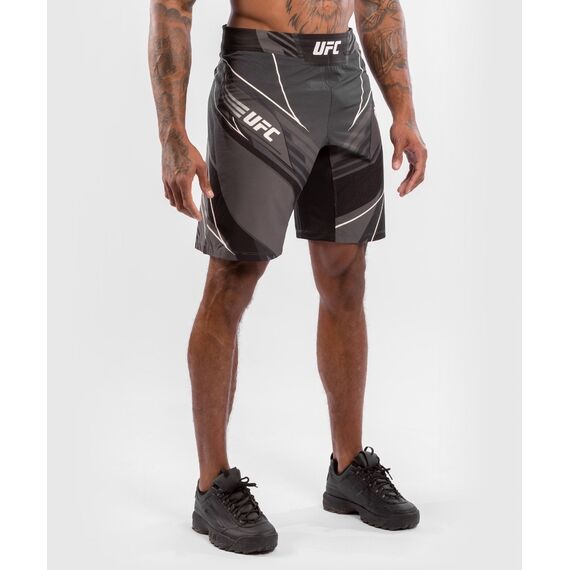 UFC Authentic Fight Night Men's Shorts - Long Fit, Colour: Schwarz, Size: S, 2 image