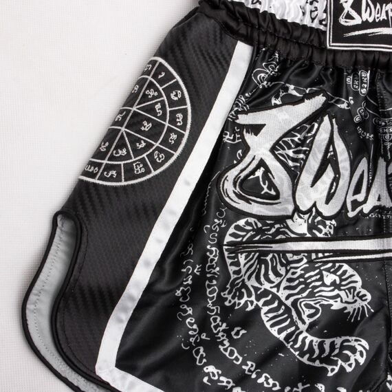 8 Weapons Muay Thai Shorts Carbon - Sak Yant Tigers, Colour: Schwarz, Size: XL, 3 image