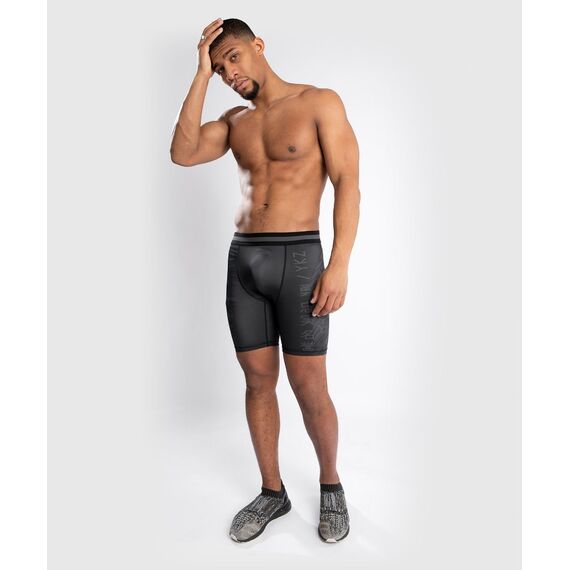 Shorts Venum YKZ21 Vale Tudo, Bekleidungsgrösse: L, Farbe: Schwarz