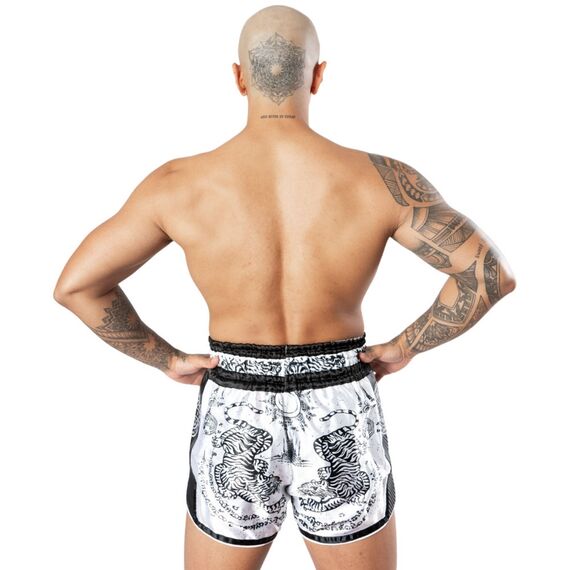 8 Weapons Muay Thai Shorts Carbon - Sak Yant Tigers, Size: XL, Colour: Weiss, 8 image