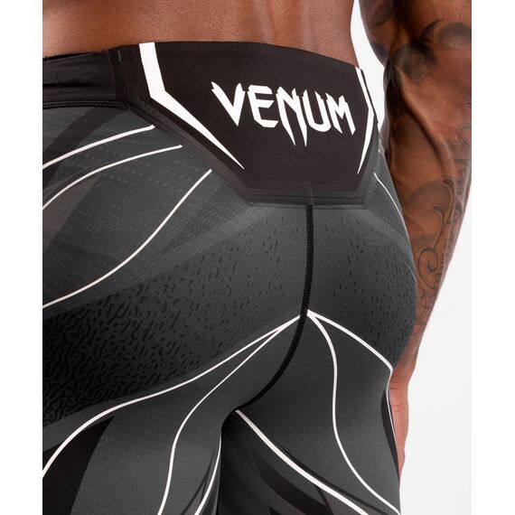 UFC Authentic Fight Night Men's Vale Tudo Shorts - Long Fit, Size: L, Colour: Schwarz, Size: L, 3 image