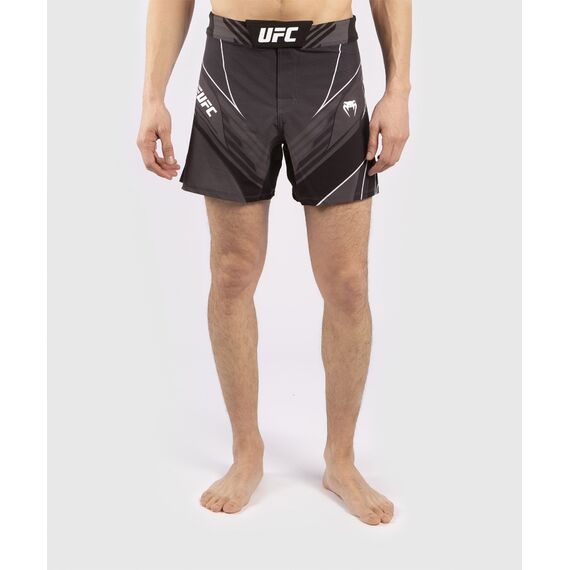UFC Pro Line Men's Shorts, Size: M, Colour: Schwarz, Size: M