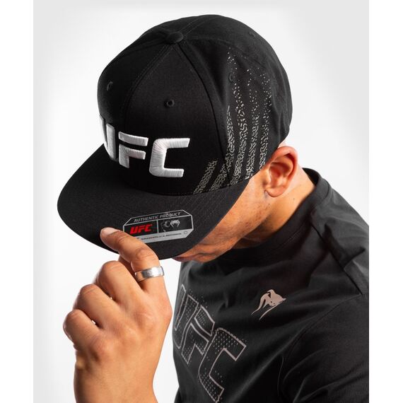 UFC Authentic Fight Night Unisex Walkout Hat, Colour: Schwarz, 2 image