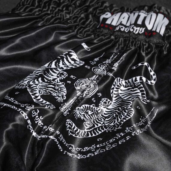 Pantaloncini Muay Thai Phantom Sak Yant – Nero – XXL, Taglia: 2XL, Colore: Nero, 5 image