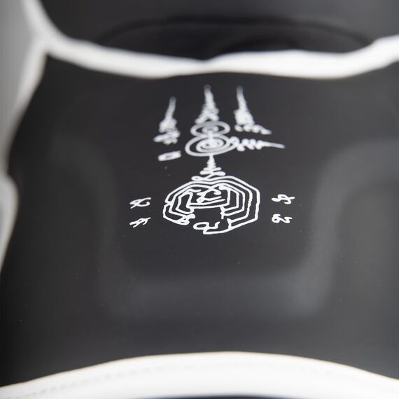 8 WEAPONS Shin Guards - Sak Yant Big Tiger black S, Size: S, Colour: Schwarz, 14 image