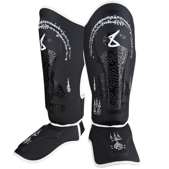 8 WEAPONS Shin Guards - Sak Yant Big Tiger black S, Size: S, Colour: Schwarz, 3 image