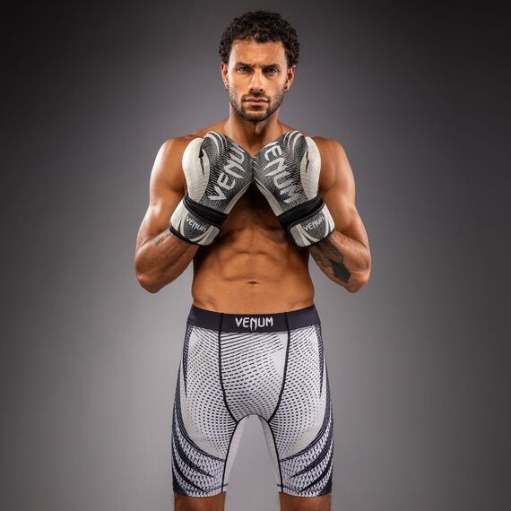 Pantaloncini Vale Tudo Venum Galactic 3.0 Bianco/Nero XXL, Taglia: XXL, Colore: Bianco, 4 image