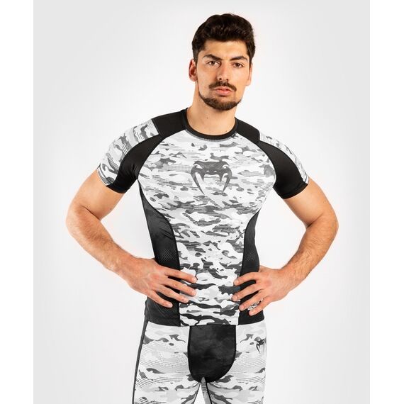 Venum Defender Rashguard - Short Sleeves - Urban Camo, Bekleidungsgrösse: S, Farbe: Camouflage, Grösse : S
