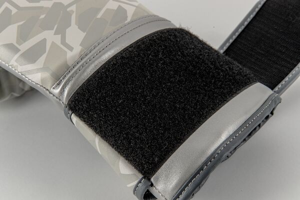 UHK-75666-UFC Octagon Camo Boxing Gloves