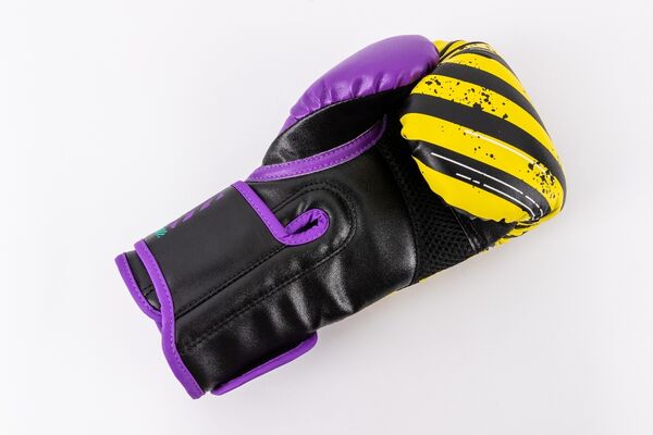 UHK-75759-UFC Prodigy Kids Boxing Gloves