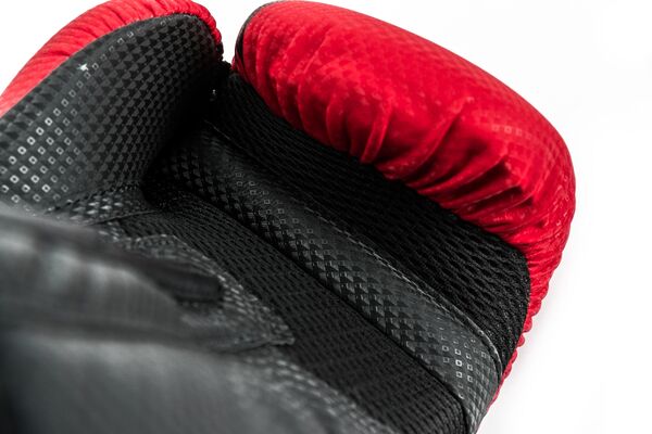 UPR-75474-UFC PRO Performance Rush Training Gloves