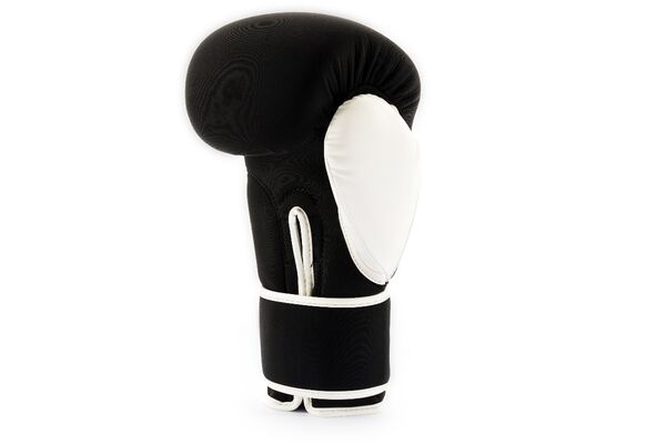 UHK-75024-UFC PRO Washable Boxing Gloves