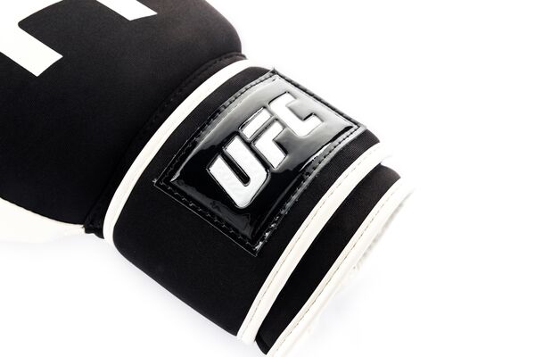 UHK-75024-UFC PRO Washable Boxing Gloves