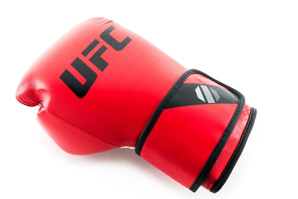 UHK-75033-UFC PRO Boxing Training Gloves