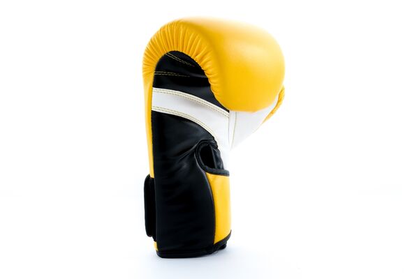 UHK-75039-UFC PRO Boxing Training Gloves