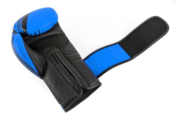 UPR-75477-UFC PRO Performance Rush Training Gloves