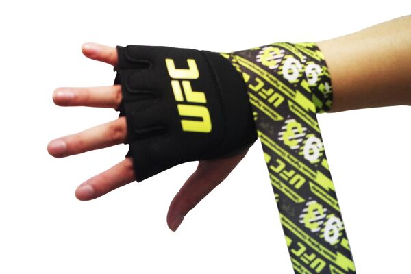 UHK-75690-UFC Gel Glove Wraps