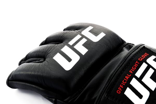 UHK-69908-UFC Pro Competition Glove-Men's