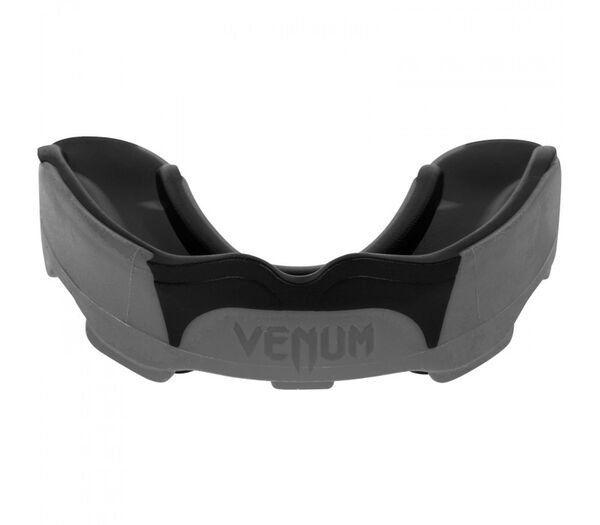 VE-02574-203-Venum Predator Mouthguard