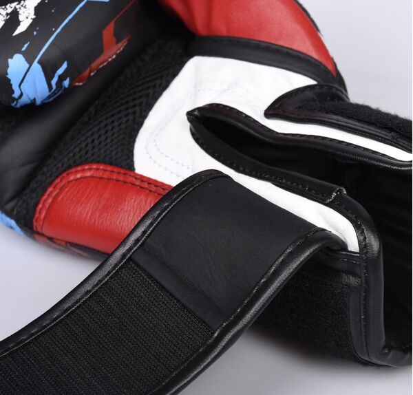 8W-8140008-1- Boxing Gloves - Cut Like A Blade 2.0 10 Oz