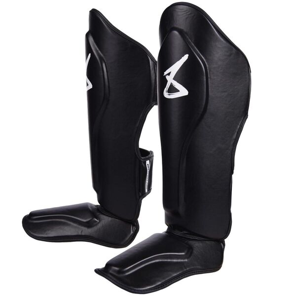 8W-8450007-4- Shin Guards - Pure black XL