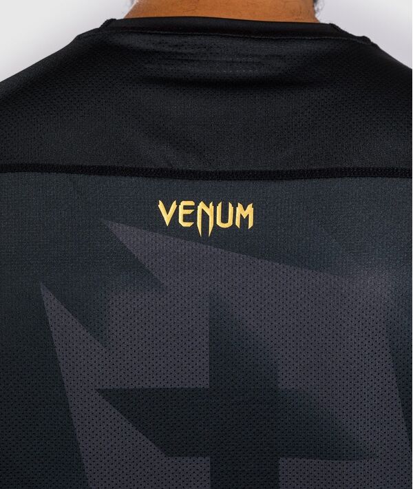 VE-04669-126-L-Venum Razor Dry Tech T-Shirt - Black/Gold - L