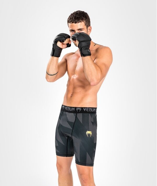 VE-04674-126-XL-Venum Razor Vale Tudo Shorts - Black/Gold - XL