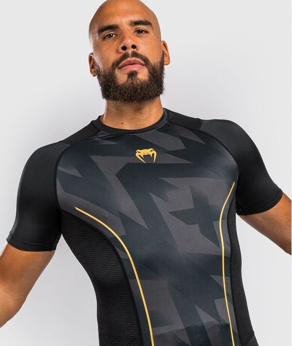 VE-04673-126-S-Venum Razor Rashguard Short Sleeves - Black/Gold - S