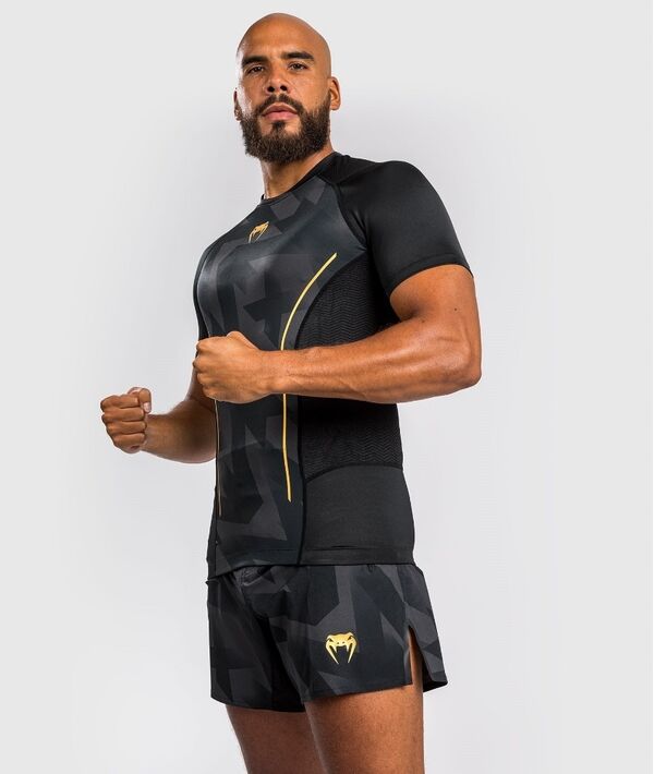 VE-04673-126-S-Venum Razor Rashguard Short Sleeves - Black/Gold - S