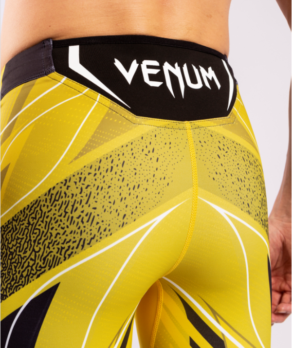 VNMUFC-00073-006-XL-UFC Pro Line Men's Vale Tudo Shorts