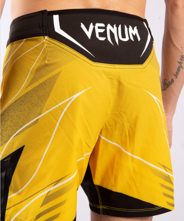 VNMUFC-00061-006-L-UFC Pro Line Men's Shorts
