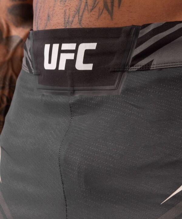 VNMUFC-00001-001-M-UFC Authentic Fight Night Men's Shorts - Short Fit