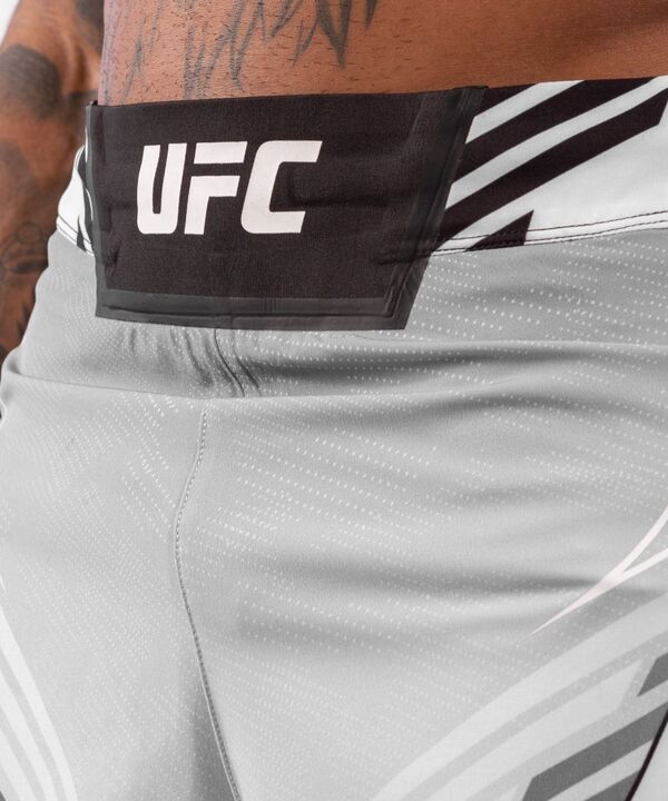VNMUFC-00001-002-L-UFC Authentic Fight Night Men's Shorts - Short Fit