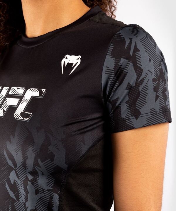 VNMUFC-00034-001-L-UFC Authentic Fight Week Women's Performance Short Sleeve T-shirt