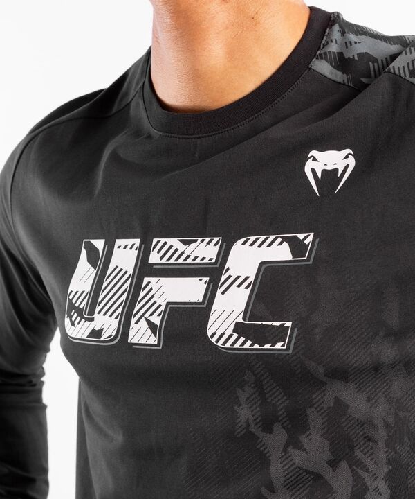 VNMUFC-00056-001-L-UFC Authentic Fight Week Men's Long Sleeve T-shirt